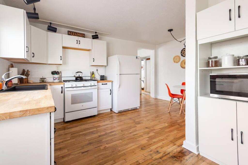 阿尔伯克基House With Great Beds, Full Kitchen, Fenced Yard别墅 外观 照片